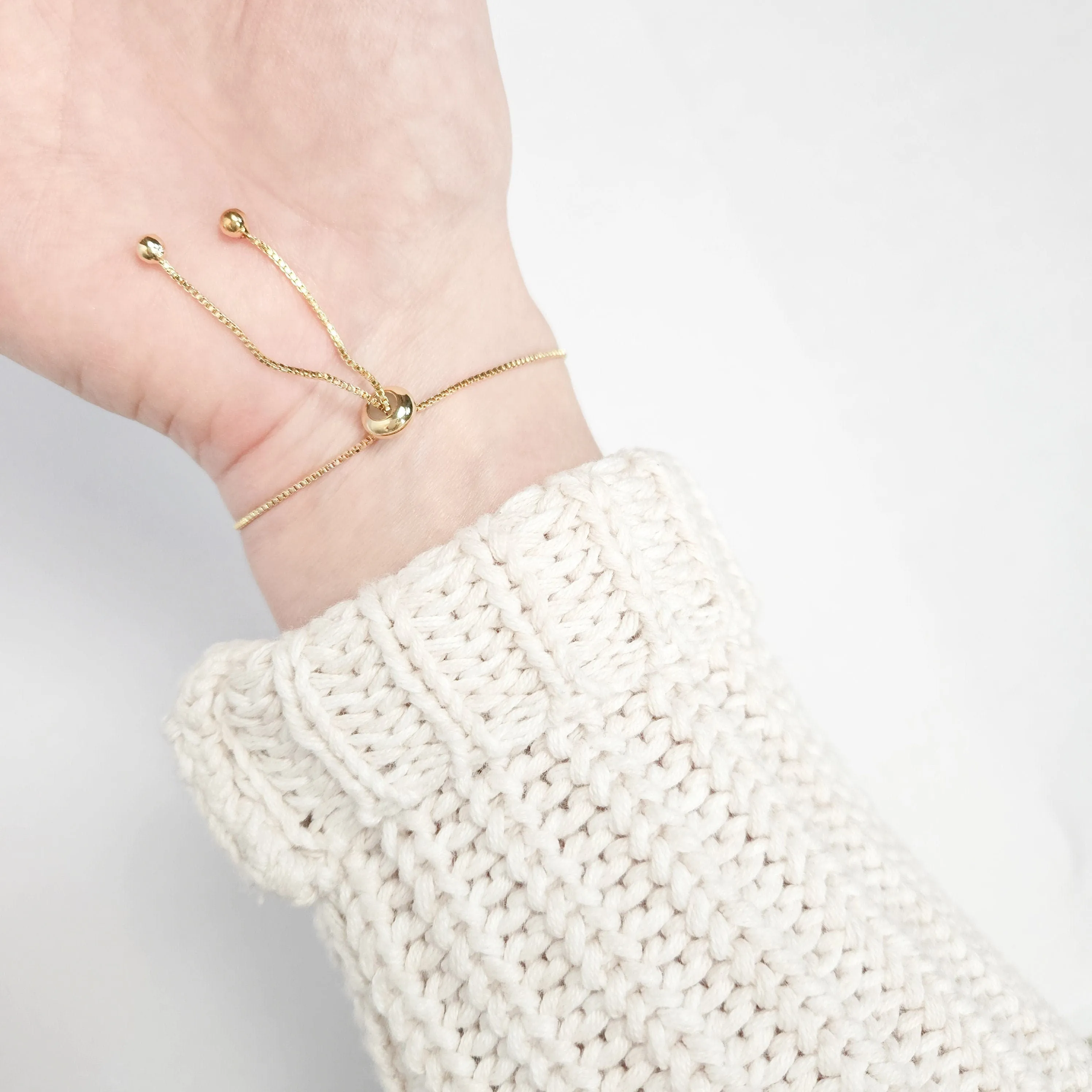 Adjustable Howlite Crystal Bar Bracelet