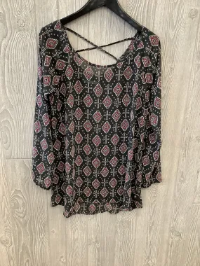 Black Top Long Sleeve Maurices, Size M