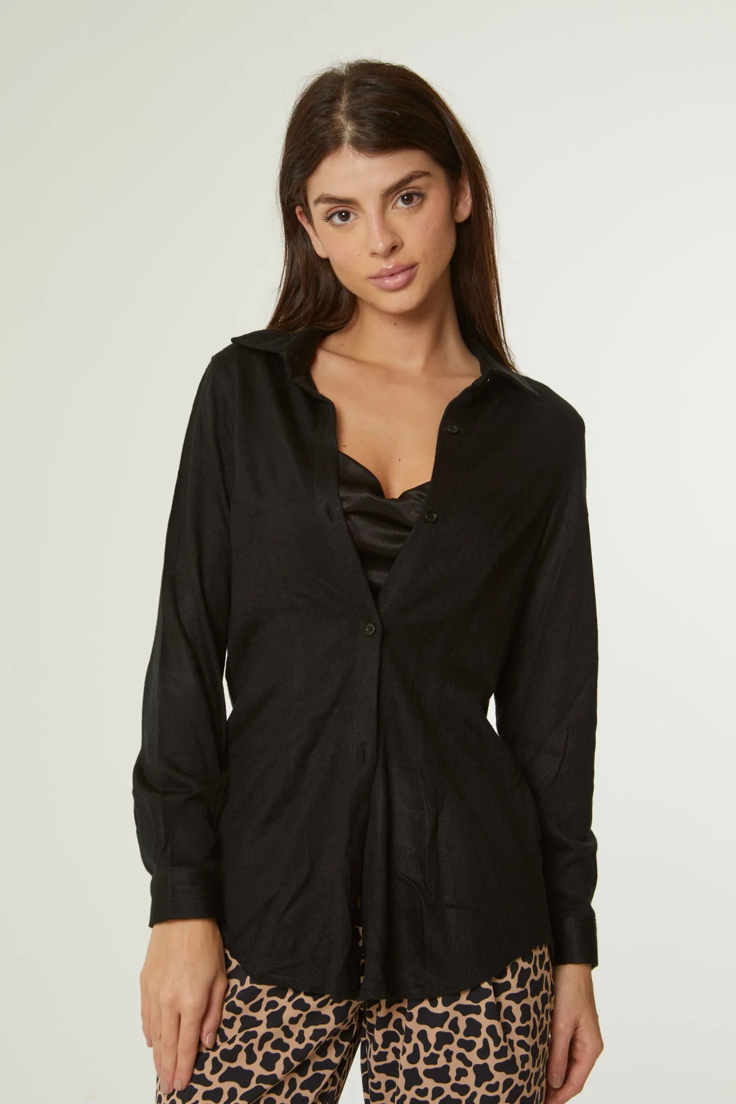 BUTTON UP KNIT SHIRT - BLACK