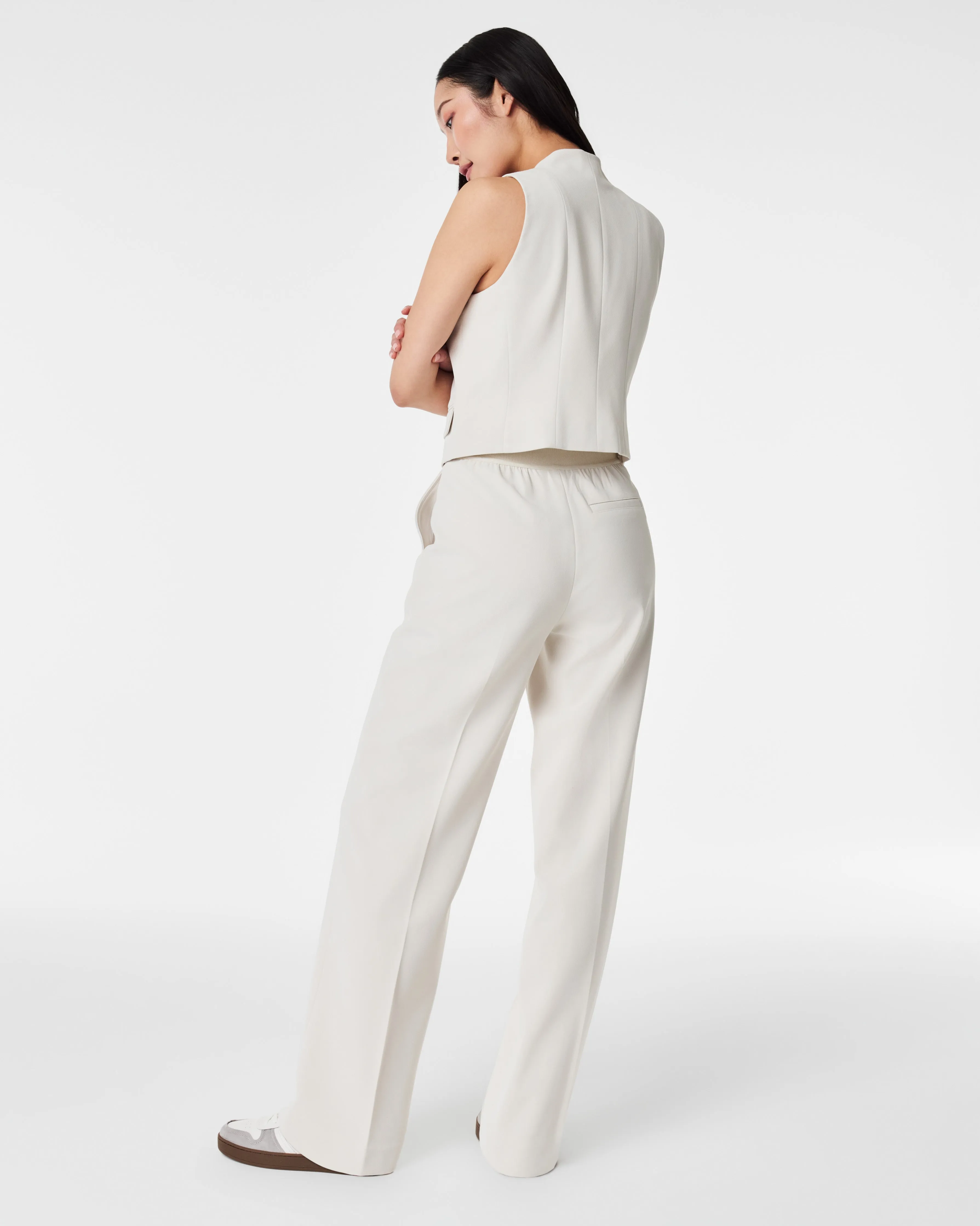 Carefree Crepe Trouser With No-Show Coverage