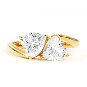 Daisy Heart-Shaped Moissanite Toi et Moi Ring in 18K gold