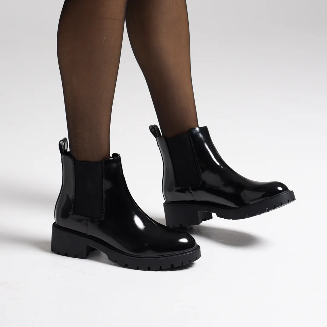 Jaya Chelsea Gusset Boots - Black