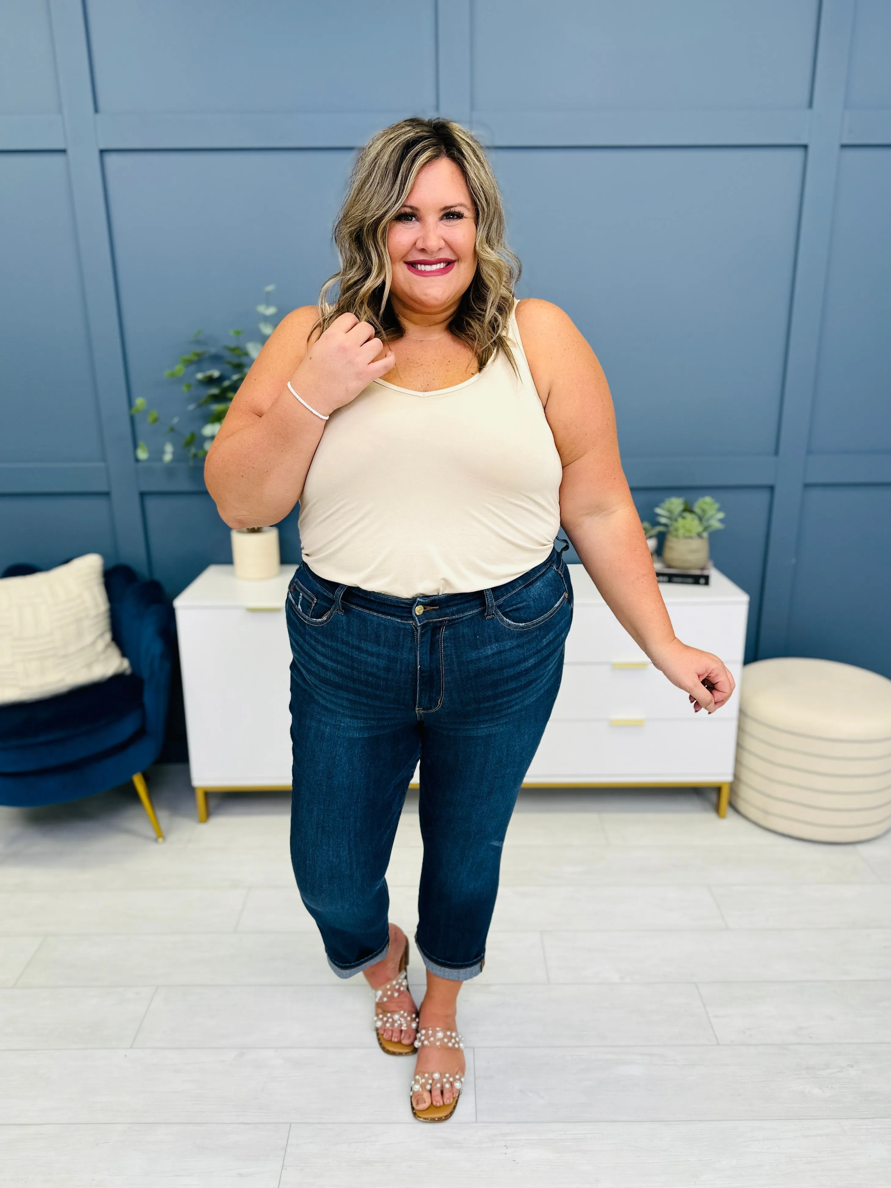 Judy Blue REG/CURVY Here Comes The Sun Midrise Capris