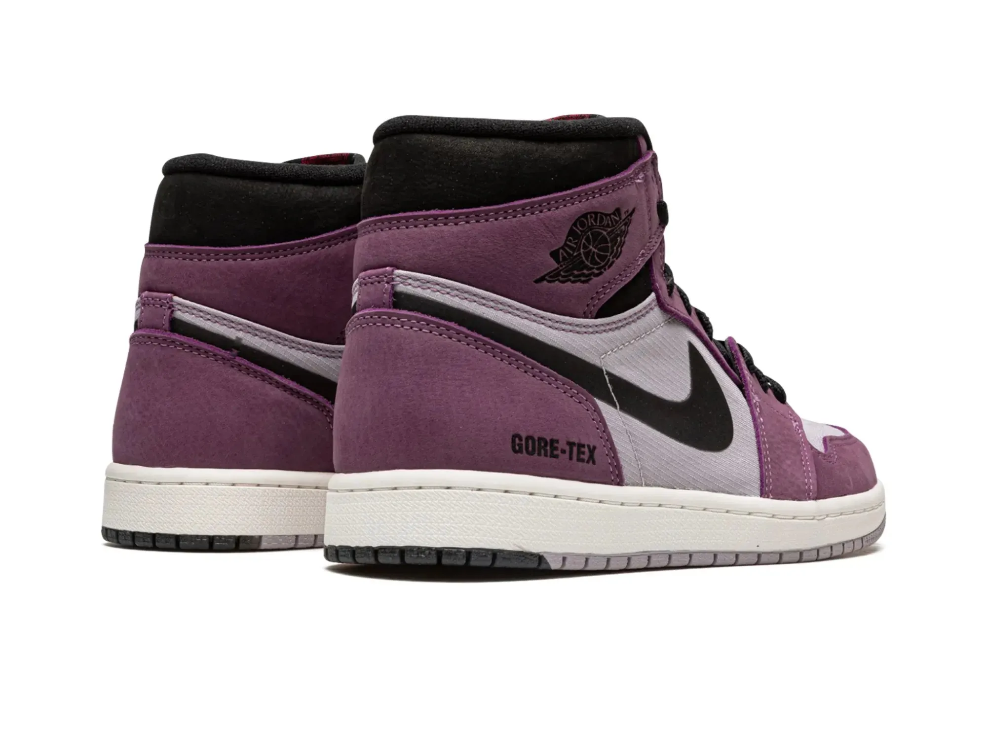 Nike Air Jordan 1 High "Gore-Tex Berry"