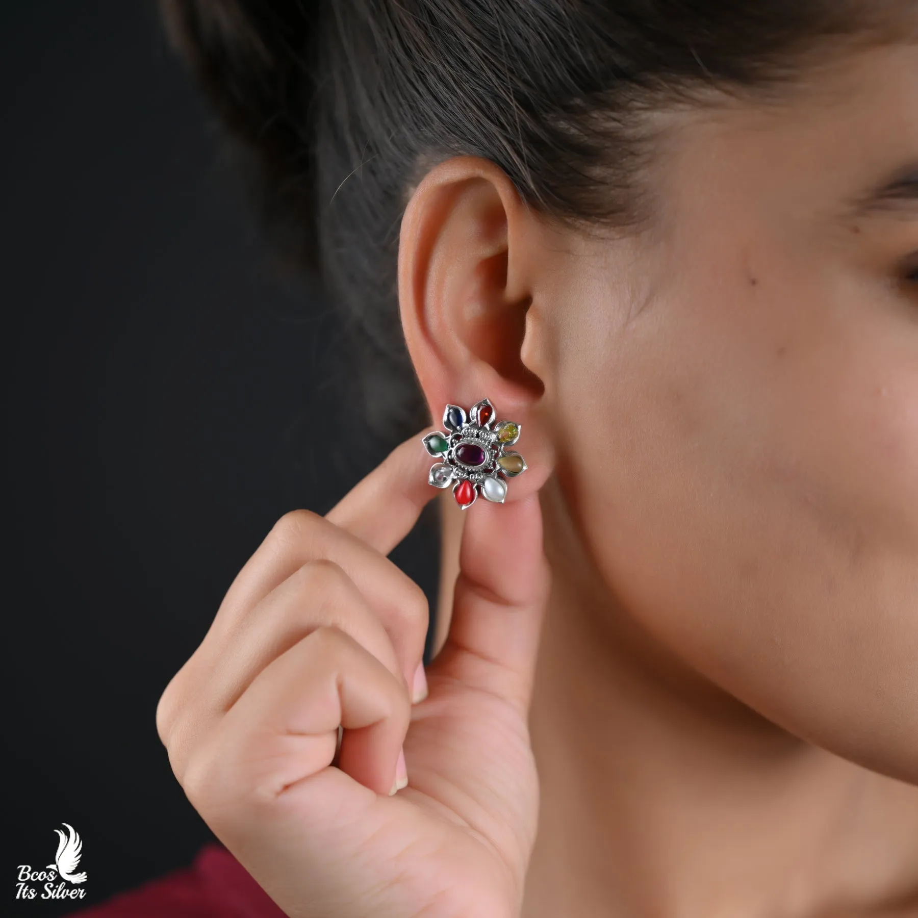 Oxidized Ear Stud - 6174